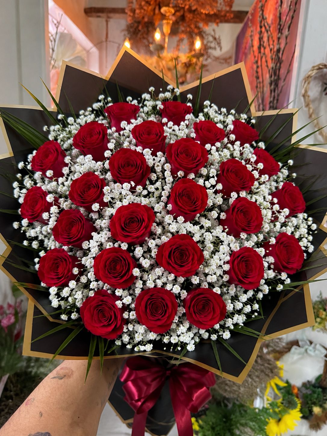 Ramo de rosas preparado para regalar